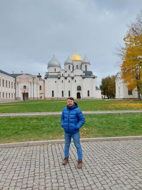 Aya Sofya Kilisesi (Novgorod, Ekim 2023).