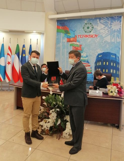 İ. Kemaloğlu'nun Çevirdiği Murad Adji'nin Aziz Yorgi ve Hunlar Kitabının Tanıtımı